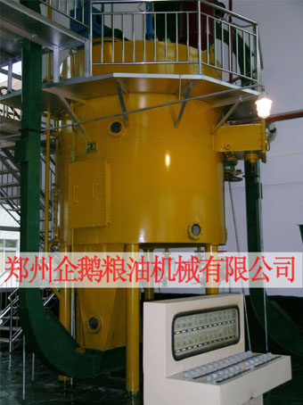 2011年安徽省定遠(yuǎn)縣禾糠油脂加工有限公司50T/D米糠油成套設(shè)備！(圖1)