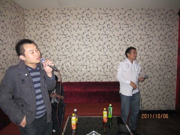 2011年10月，鄭州企鵝糧油機(jī)械有限公司--外貿(mào)部，十一國(guó)慶節(jié)團(tuán)體活動(dòng)！(圖8)